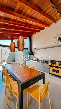 Imagem Linda e exclusiva residência de alto padrão disponivel á venda toda mobiliada em área nobre da cidade de Franca/SP