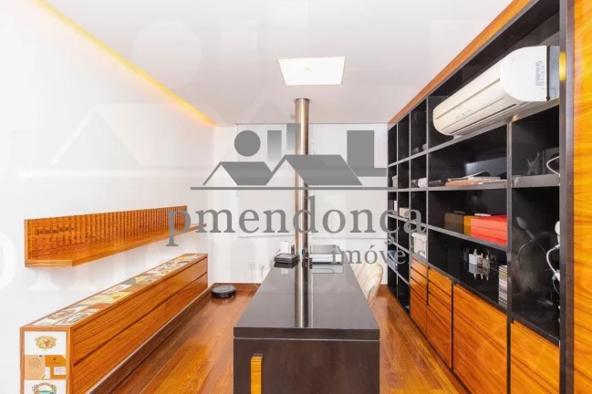 Imagem Apartamento com 257m² em Perdizes, 4 suI­tes e 5 vagas.
