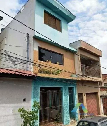 Imagem Excelente sobrado com localização privilegiada em área nobre da Vila das Mercês!