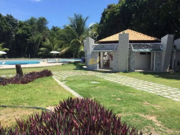 Imagem Vendo excelente lote no Condomínio fechado Extremo Oriental, posição sul, medindo 18m00 X 30m00 (540,00 m2).