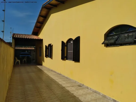 Imagem Casa para Venda em Itanhaém, Cibratel II, 3 dormitórios, 1 suíte, 1 banheiro, 4 vagas