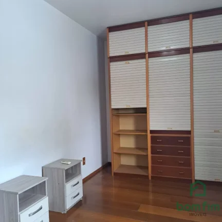 Imagem Apartamento de 2 dorm. c/ garagem, Centro, Pelotas/RS.