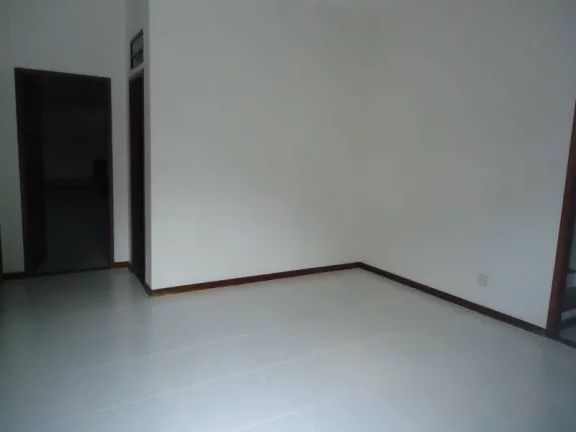 Imagem Galpão para alugar, no Espaço 10 galpões, em Lauro de Freitas, Portão, 246m2