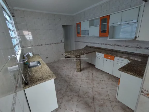 Imagem Sobrado em excelente estado de conservação! - 4 dormitórios sendo uma suíte master com Hidromass...