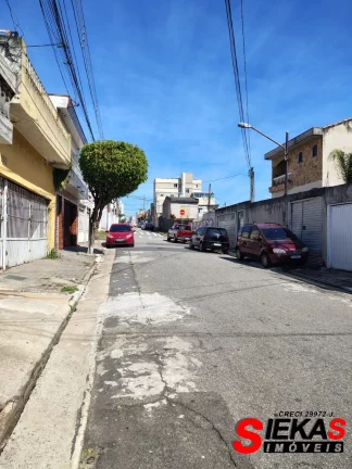 Imagem Imóvel à venda em São Paulo-SP: Casa de 3 quartos na Vila Carrão, com suíte, 4 banheiros e 4 vagas de garagem!