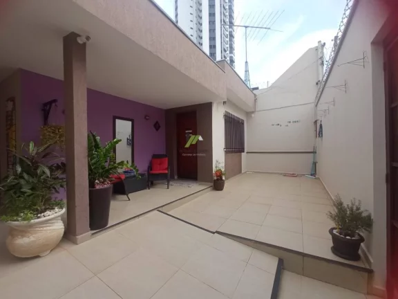 Imagem CASA EM EXCELENTE LOCALIZAÇÃO