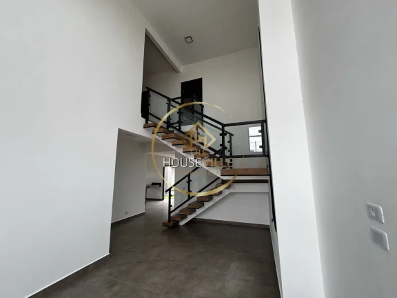Imagem Casa Sobrado em condomínio, 4 Dormitórios( 3 suítes),Condomínio Mantiqueira