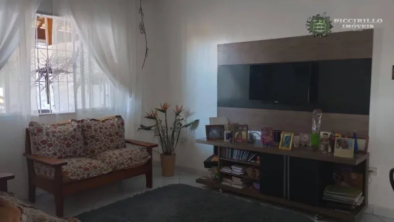Imagem Casa com 2 dormitórios à venda, 64 m² por R$ 390.000,00 - Vilamar - Praia Grande/SP