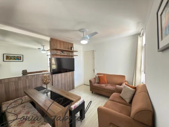 Apartamento à venda em Valinhos-SP, Condomínio Vale das Figueiras: 2 quartos, 2 salas, 1 banheiro e vaga de garagem!