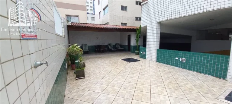 Imagem Excelente apartametno de 2 dormitórios, 1 suíte e 2 vagas de garagem demarcadas.