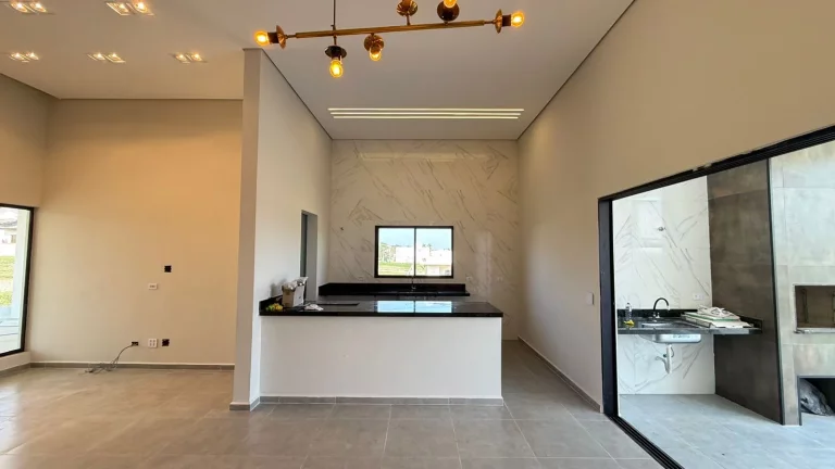 Imagem Linda casa a venda no condomínio Ninho Verde - Porangaba/SP.
