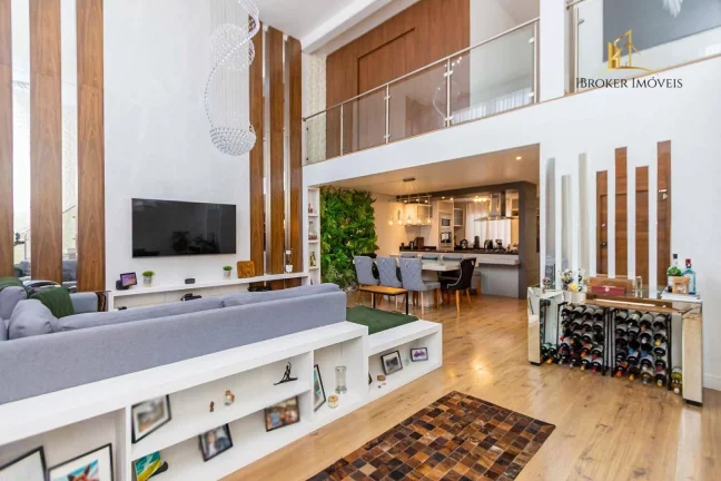 Imagem Sobrado mobiliado com 3 suítes à venda, 185 m² por R$ 1.530.000 - Uberaba - Curitiba/PR