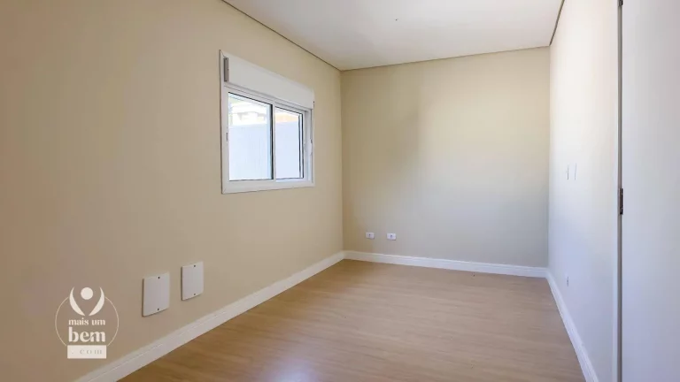 Imagem Sobrado com 244 m², 3 Suítes, Sala intima , Condominio Fechado com Piscina e Salão de Festas à venda por R$ 1.290.000 - Campo Comprido - Curitiba/PR