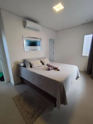 Imagem Casa com 2 Quartos para alugar, 175m² - Daniela