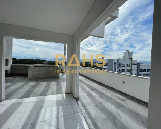 Imagem Encantadora cobertura a venda no Edifício Munich Tower O Munich Tower é um projeto encantador, que...