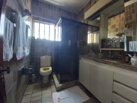 Imagem Apartamento de 258m² à venda com 3 quartos, localizado na Boa Vista, Recife - Pernambuco.