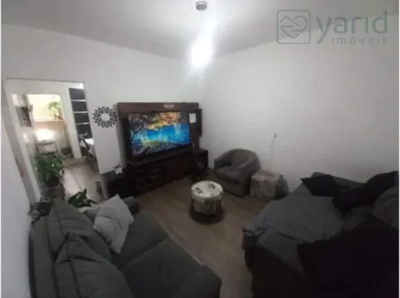 Imagem Imperdível oportunidade: Casa à venda em Jundiaí-SP, Vila de Vecchi, 2 quartos, 1 suíte, 1 sala, 1 banheiro, 2 garagens, 108m².