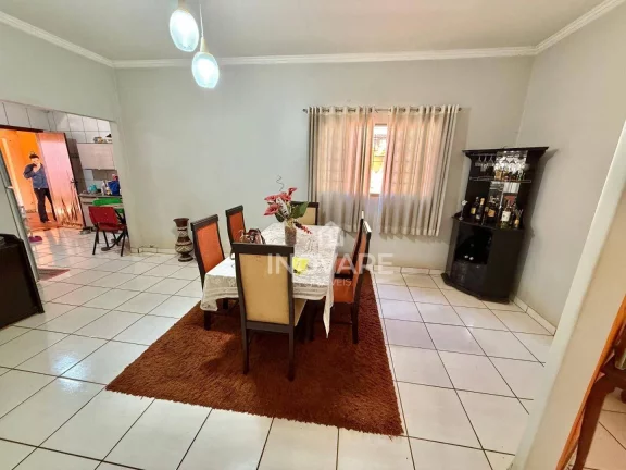 Imagem Casa com 3 dormitórios à venda, 234 m² por R$ 600.000,00 - Alto da Boa Vista - Itumbiara/GO
