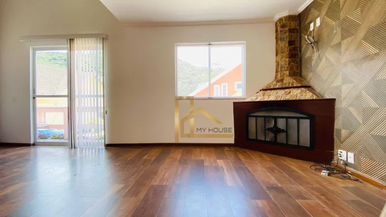 Imagem Casa com 3 quartos sendo 1 suíte no térreo à venda, 120 m² por R$ 670.000 - Granja Guarani - Teresópolis/Rio de Janeiro