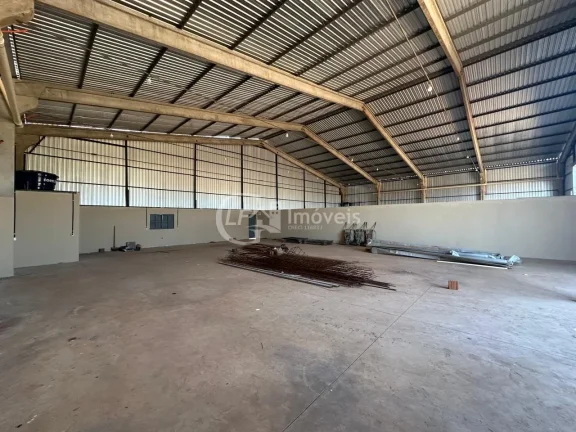 Imagem Aluguel de Barracão Comercial em Ribas do Rio Pardo-MS, Bairro Vale do Sol, 600m², 1 Banheiro!