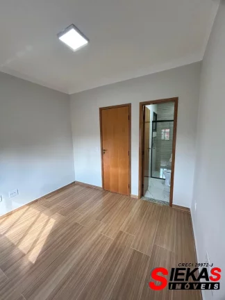 Imagem Espaçosa casa de 3 quartos e 3 suítes na Vila Carrão - São Paulo, 170m² e 1 vaga de garagem!