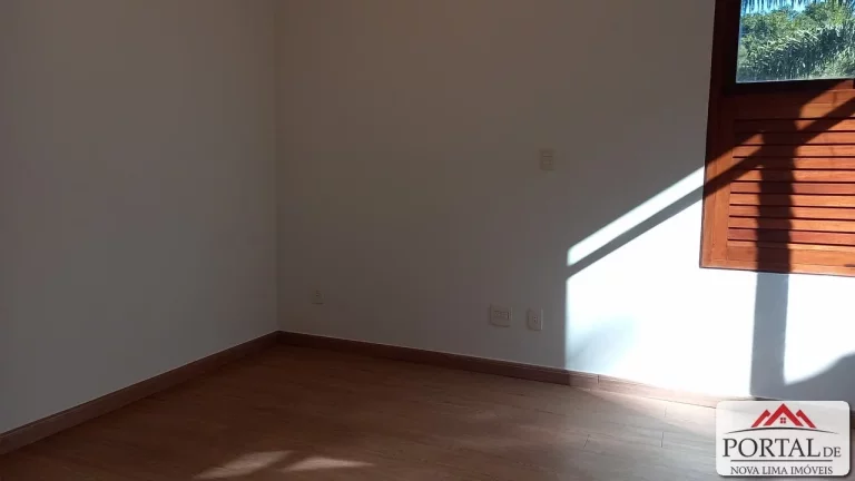 Imagem Casa para alugar no Vila Alpina em Nova Lima 320 m²