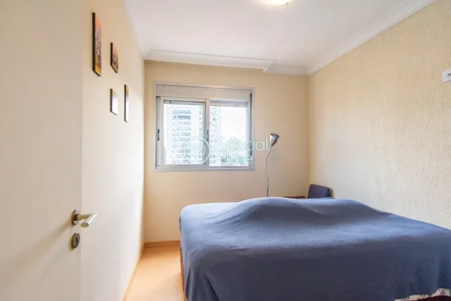 Imagem Excelente apartamento com 78m², andar alto, vista livre, 3 dormitórios, sendo uma suíte, living c...