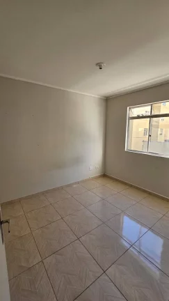 Imagem Apartamento 3 Quartos no Pinheirinho No 1º andar - R$295 mil