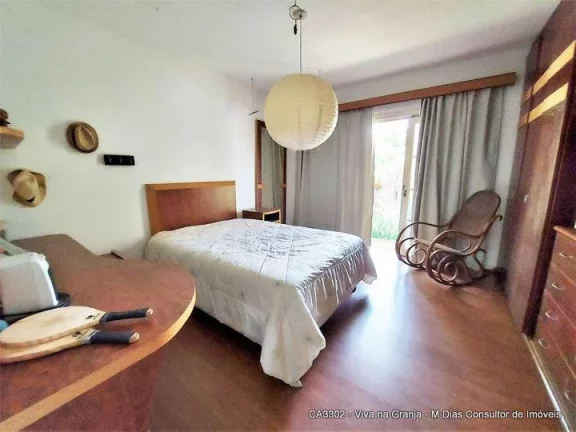 Imagem Linda casa estilo Granja Viana - Térrea e muito verde