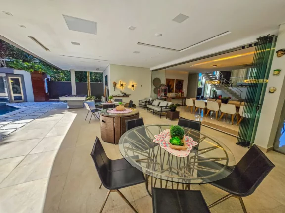 Imagem Imperdível casa à venda na Riviera de São Lourenço Módulo 12: 7 quartos, 7 suítes, 3 salas, 4 vagas, 642m² de área!