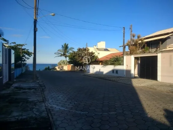 Imagem Casa com 4 dormitórios sendo 1 suite para Venda, 380 m² - Tabuleiro - Barra Velha/SC