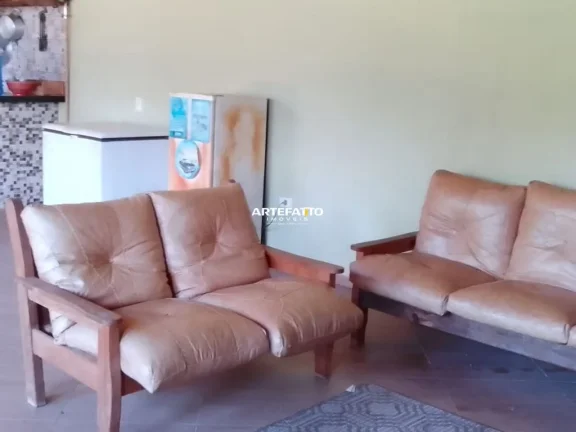 Imagem Sitio com Piscina - Todo Murado
