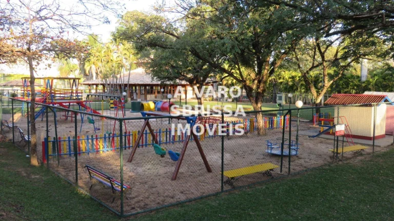 Imagem Casa no Condomínio Portal de Itu com 3 dormitórios 1 suíte com piscina 400 m2 para locação em Itu SP - lindo condomínio - vejas as fotos e descrição