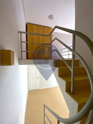 Imagem Apartamento para Locação na Vila Madalena: 1 quarto, 1 suíte, 2 salas, 2 banheiros, 1 vaga de garagem, 72m² de área. Venha conferir!