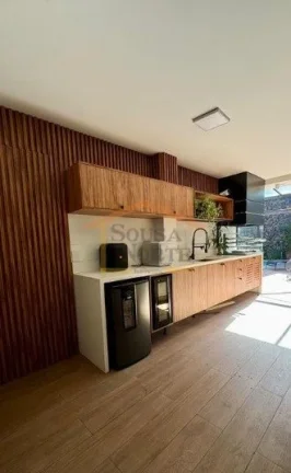 Imagem Sobrado com ambientes amplos e bem distribuídos, oferecendo conforto e acabamentos de alto padrão....