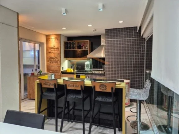 Imagem Apartamento de alto padrão, com 3 dormitórios, sendo 3 suítes, 3 vagas de garagem e uma elegante ...