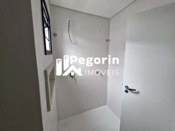 Imagem Sobrado à venda em Curitiba, Uberaba, com 3 quartos, 145,84m²
