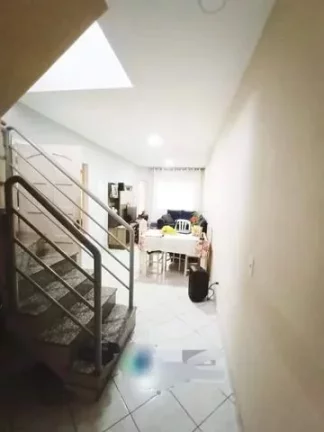 Imagem Sobrado com 2 dormitórios à venda, 125 m² por R$ 439.000,00 - Vila Amorim - Suzano/SP