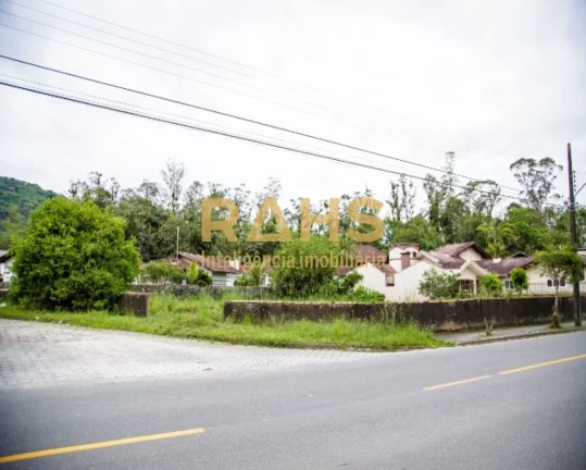 Imagem Ótimo terreno de esquina no centro de Pirabeiraba Terreno a venda em ótima localização. Excelent...
