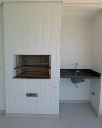 Imagem Apartamento à venda no Guarujá na Praia da Enseada.