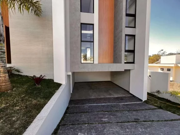 Imagem Conforto e Estilo em Dois Andares: Casa com 4 Dormitórios, 2 Suítes em Condomínio Fechado!