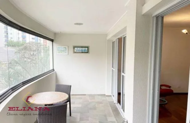 Imagem Apartamento de luxo com 3 quartos, 140m², à venda em São Paulo, Moema