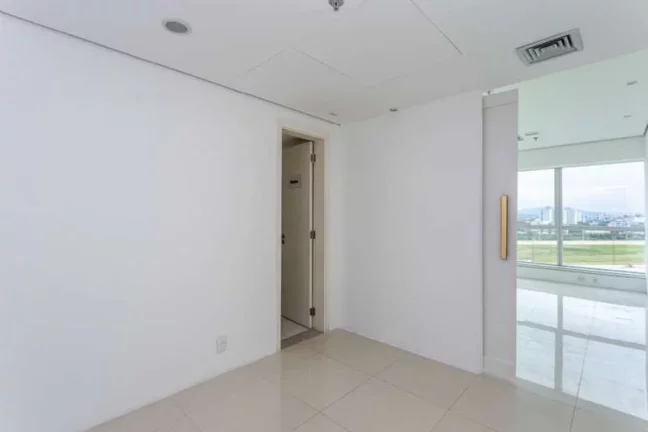 Foto do imóvel Sala Comercial à Venda,  em Cristal - Porto Alegre