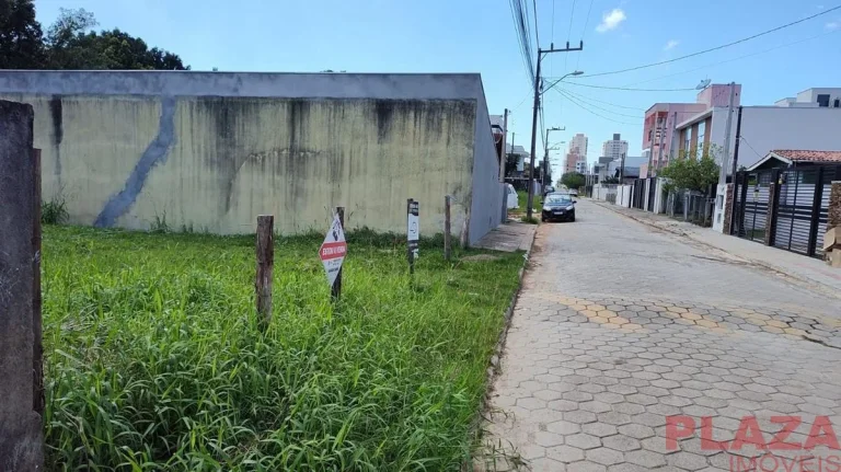 Imagem Terreno Amplo de 260m² em Itacolomi a 800 Metros da Praia!