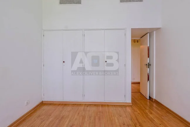 Imagem Apartamento à venda em Copacabana, 4quartos, 244m2, 1vg, Pça Eugenio Jardim