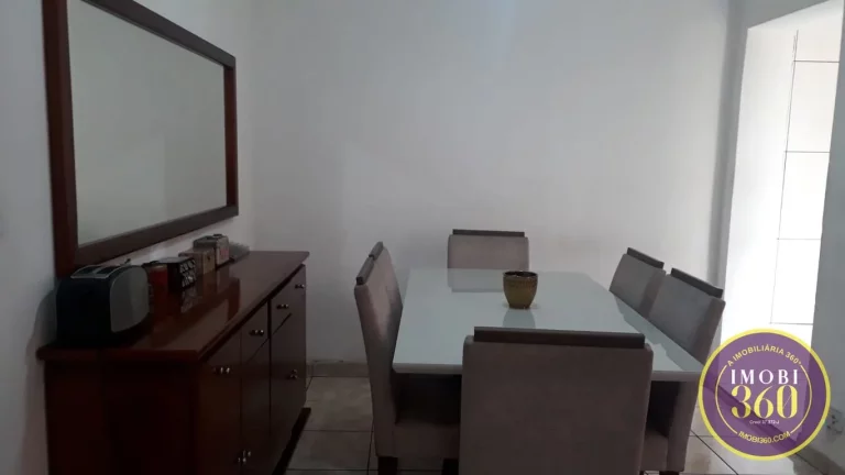 Imagem Casa com 3 Quartos e 2 banheiros à Venda, 80 m² por R$ 470.000,00.