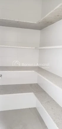 Imagem Casa a Venda no Loteamento Parque dos Alecrins - Campinas

Casa NOVA com 4 quartos (todos suítes, u...