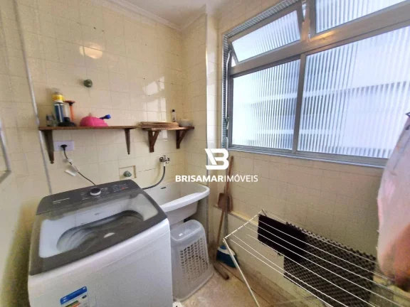 Imagem PITANGUEIRAS- LOCAL NOBRE , EXCELENTE APARTAMENTO , GARAGEM NO PRÉDIO.