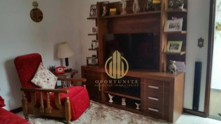 Imagem Casa com 3 dormitórios sendo 3 suítes à venda, Jardim Eugênio Mendes Lopes, Ribeirão Preto.