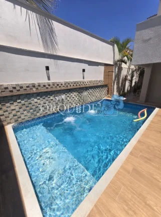 Imagem Oportunidade Imperdível: Casa à Venda em Rio Verde-GO, Primavera - 4 Quartos, 1 Suíte, 2 Salas, 4 Banheiros, 4 Vagas - 300m².